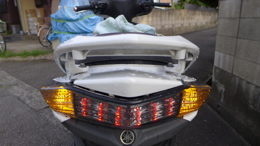 シグナスX SR 3型　SE44J　白　2015年　国内仕様 LEDヘッドライト・ウィンカー・ハザード付　バッテリー・ブレーキ・タイヤ交換済★難有 シグナスX SR 3型 SE44J 白 2015年 国内仕様 LEDヘッドライト