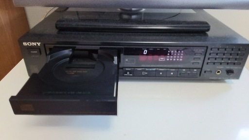 SONY CDプレイヤーCDP-770