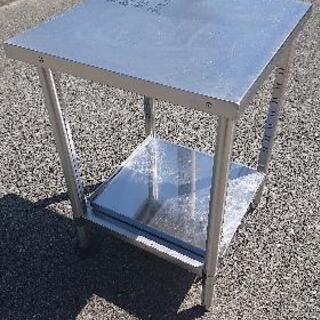 中古品  厨房用スライド収納付き作業台お売りします。