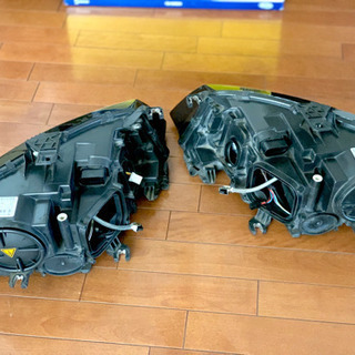 アウディ A4 B8 前期 ヘッドライト