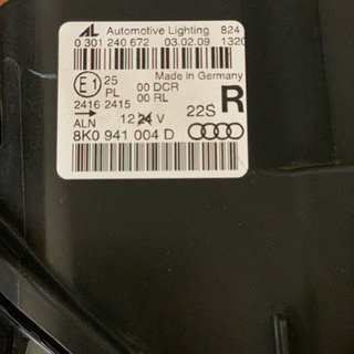 アウディ A4 B8 前期 ヘッドライト