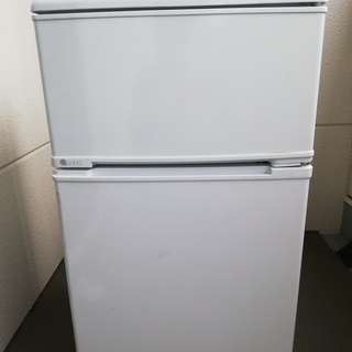 冷蔵庫　2014年式