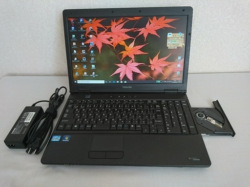 M様購入　☆i3＆SSD(240GB)搭載で快適☆　TOSHIBA　dynabook　Satelite　15インチ　Windows10
