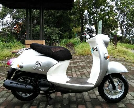 非常に良いエンジン。 ヤマハ（vino）、SA26J フロントタイヤは新品です。 バックタイヤはほとんど新品です。 バッテリーはほとんど新品です。 エンジンオイルは新品です。 シートカバーは新品です。  （12434 km） 非常に良いエンジン。 ヤマハ（vino）、SA26J フロントタイヤは新品