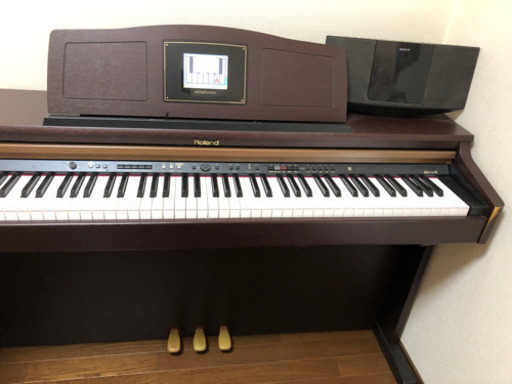 電子ピアノ　　問合せくださってるかたまだありますがこの投稿から今見れないので他の出品で問合せいただければ幸いです。