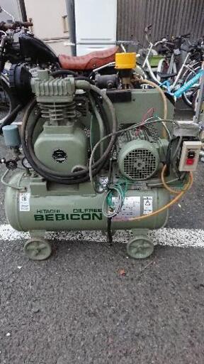 日立 オイルフリー コンプレッサー ベビコン 0.75kw 三相200V 0.75OP-8.5TA6 60Hz◆