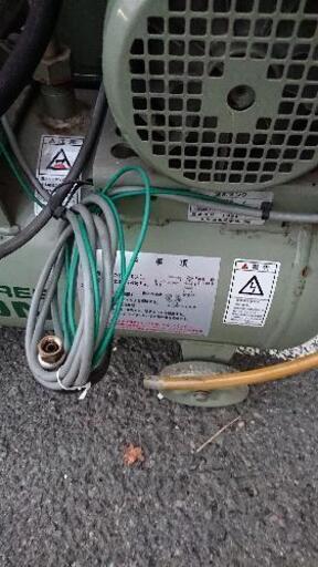 日立 オイルフリー コンプレッサー ベビコン 0.75kw 三相200V 0.75OP-8.5TA6 60Hz◆