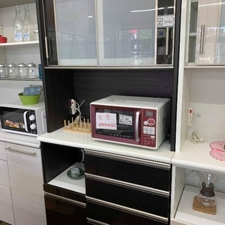 ブラウンキッチン用収納家具を入荷致しました！