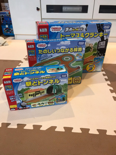 すいすいロード トーマス\u0026クランキー ➕ 駅とトンネル ➕ たのしいつながる線路