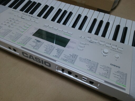 美品 キーボード CASIO カシオ LK-218