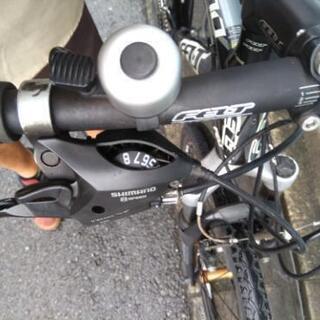 FELT 中古　クロスバイク　直接引き取りのみ