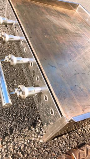 業務用 4連厚さ1cm鉄板 美品 都市ガス使用