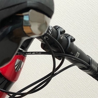 TREK フルカーボン ロードバイク 定価32万円