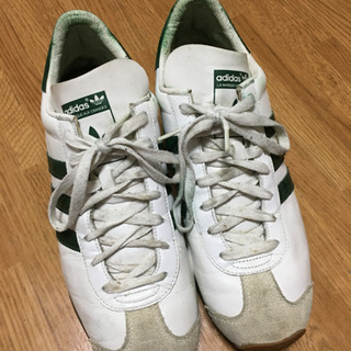 値引き  adidas  27㎝