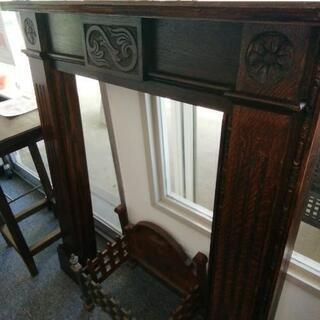 637 アンティーク マントルピース枠・薪置きセット