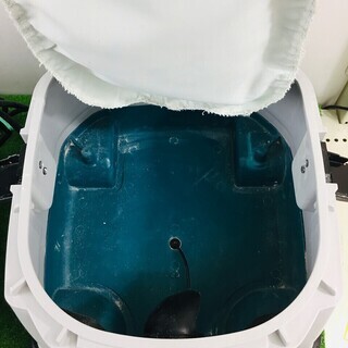 マキタ(Makita) 集じん機 粉じん専用 8L 484(P)【リライズ野田愛宕店