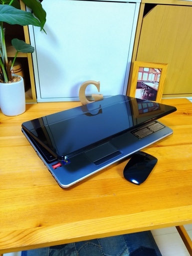 メモリ6Gで高性能！ とても美品☆ 薄型タイプでオシャレ♪ 薄型軽量で 