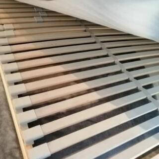 IKEAクイーンサイズベッド一式