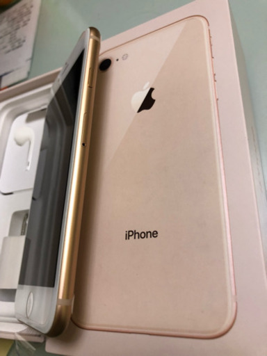 Iphone 8 64g 新品未使用simロック解除 色はピンク リフォームの新星 北越谷のauの中古あげます 譲ります ジモティーで不用品の処分