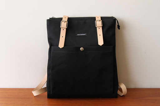 新品 マリメッコ　marimekko　帆布バックパック　EPPU NORMI LAUKUT