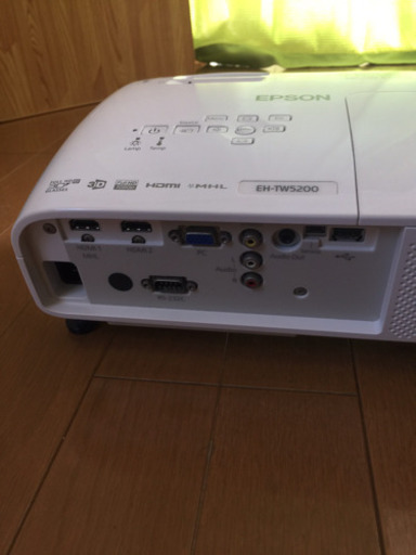 EPSON プロジェクター EH-TW5200 スクリーン付き