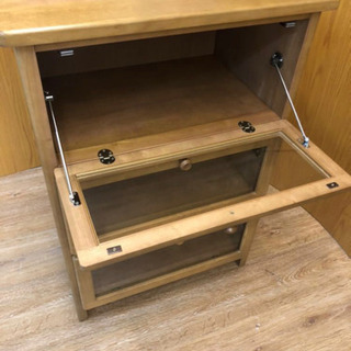 karimoku カリモクガラスキャビネット 三段 リビング 収納家具 棚