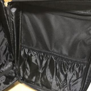 GUESS大型キャリー☆正規品☆
