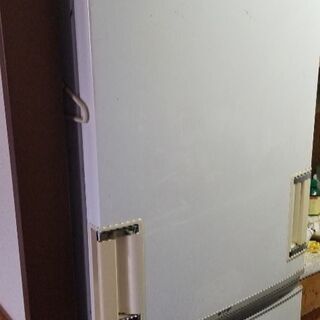 シャープ製　冷蔵庫　プラズマイオン