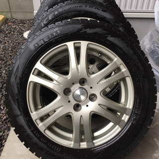ピレリ スタッドレスタイヤ ホイール付 175/65r15
