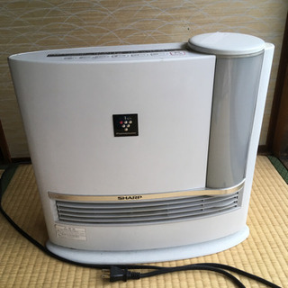 加湿 電気 ファンヒーター