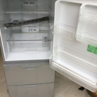 SANYO 3ドア ノンフロン冷凍冷蔵庫 SR-261T 2011年 | kimiora.school.nz