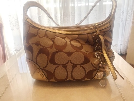 coach【シグネチャーパッチワークカーリーショルダーバッグ】12227