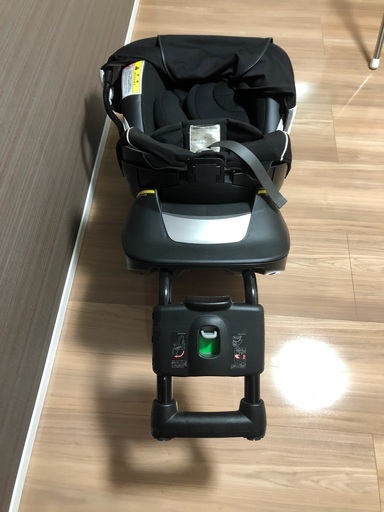 エールベベ　チャイルドシート