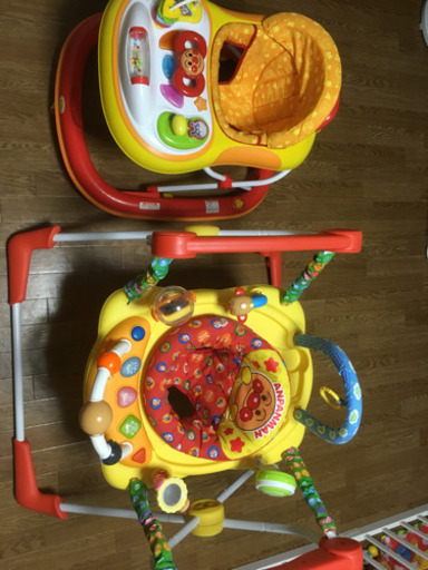 アンパンマンの歩行器\u0026ベビージャンパー