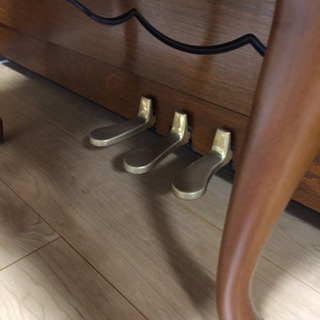 10/22最終大幅値下げしました。美品 人気のネコ脚 カワイ ピアノ C113N 定価約80万円 