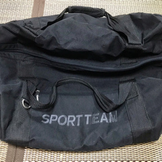 スポーツバッグ 