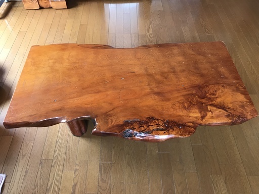 屋久杉一枚板のテーブル(その二)