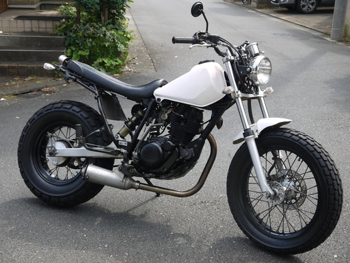 ヤマハ ＴＷ ２００ E ２型 ディスク 定番 スカチューン カスタム 通勤通学～レジャーまで 早いもの勝ち