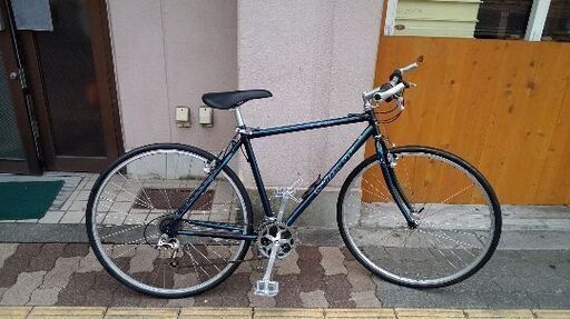〔ビンテージ〕GIANT CROSS 3200 700cクロスバイク 24speed