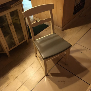 ［店舗閉店の為］IKEAの椅子 クッション付き