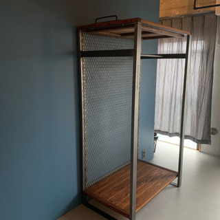 HEAVEN’s DOOR FURNITURE のハンガーシェルフ