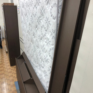 ダブルベッド マットレス付き マットレス美品（使用感なし）