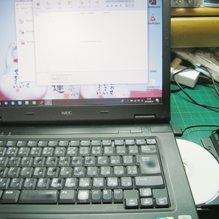 パソコンで流れた音楽を録音してCDに焼けるノートパソコンNEC VY－