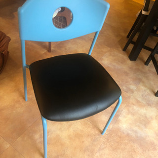 イケアの椅子(水色)