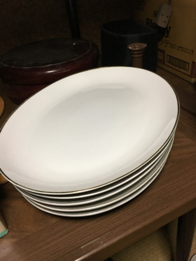 料理が映える！！大きいお皿 1枚1000円