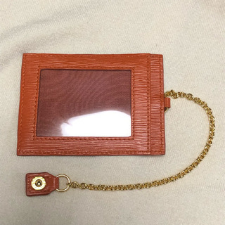 PRADA 財布 元値7万円以上