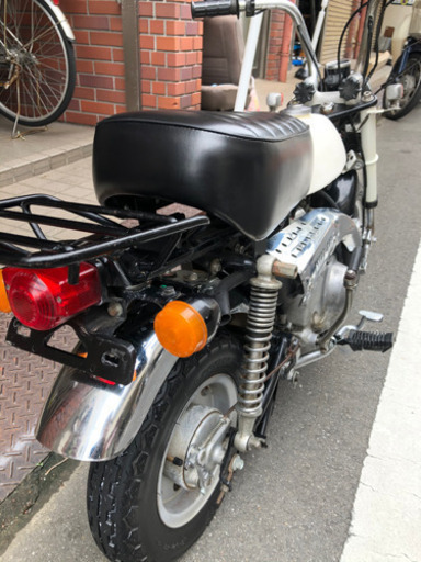 ホンダ モンキー 黄色ナンバー