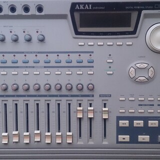 AKAI professioanl　マルチトラックレコーダー　DPS12（40GB HDD機能増強版）