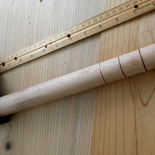 ３つの機能付きの便利な東欧からの特殊手斧、簡単に深彫りできます。...