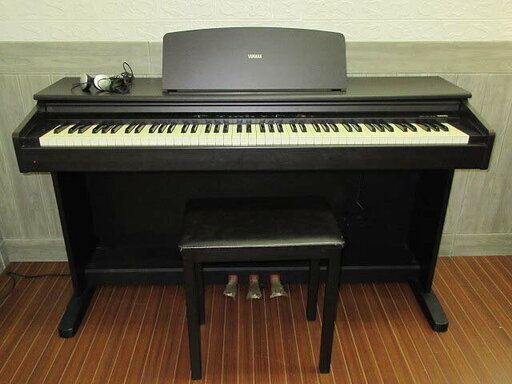ss0331　ヤマハ　電子ピアノ　YDP-88[2]　ブラック　椅子付き　YAMAHA　デジタルピアノ　黒　88鍵盤　ペダル付　鍵盤楽器　メトロノーム　録音機能付き